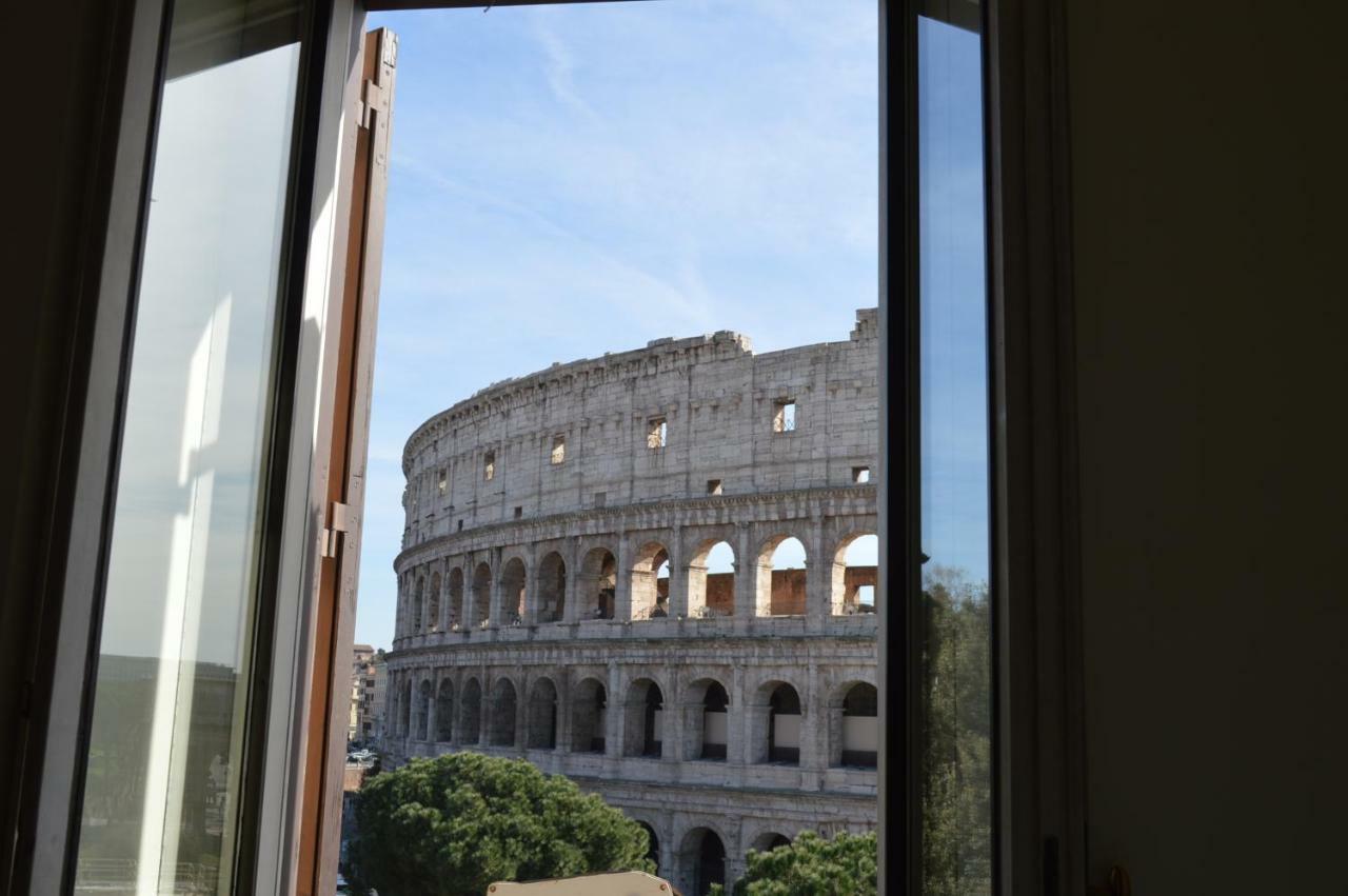 Apartment Jacuzzi In Front Of The Colosseum