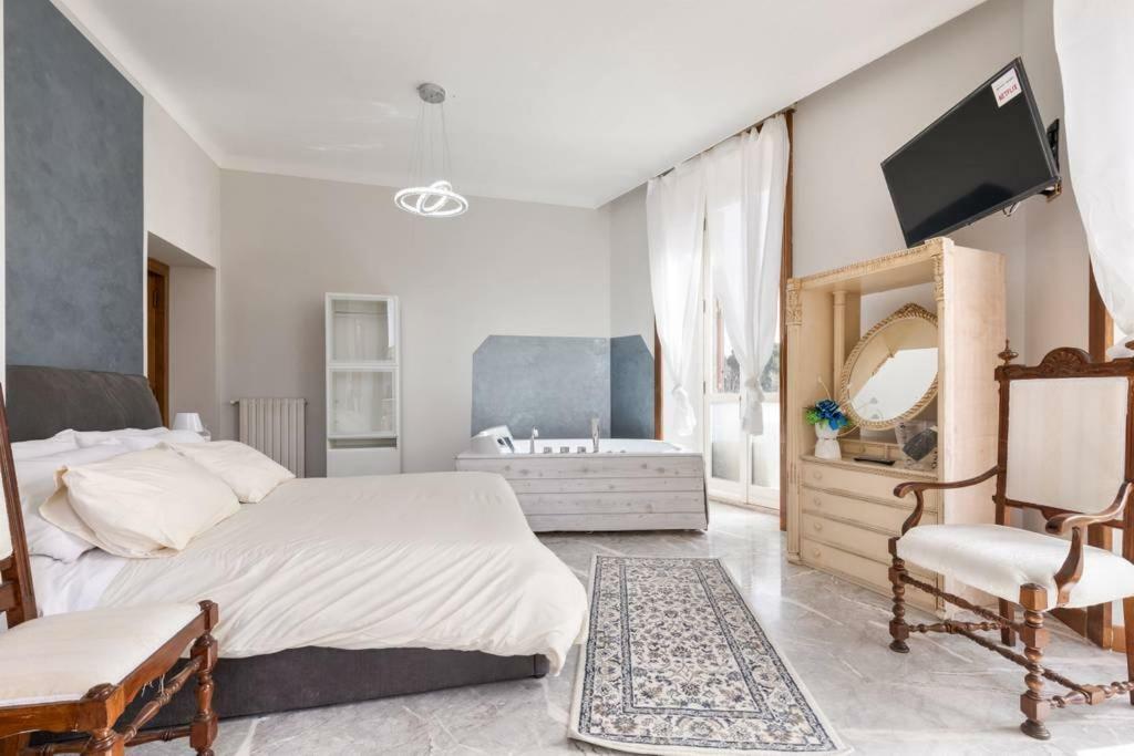 Appartement Jacuzzi In Front Of The Colosseum Rome